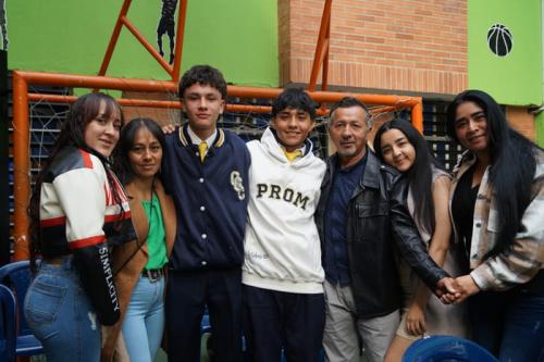 presentacion-prom-2024-7